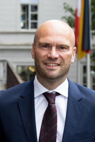 Porträt: Dr. Christian Nettersheim